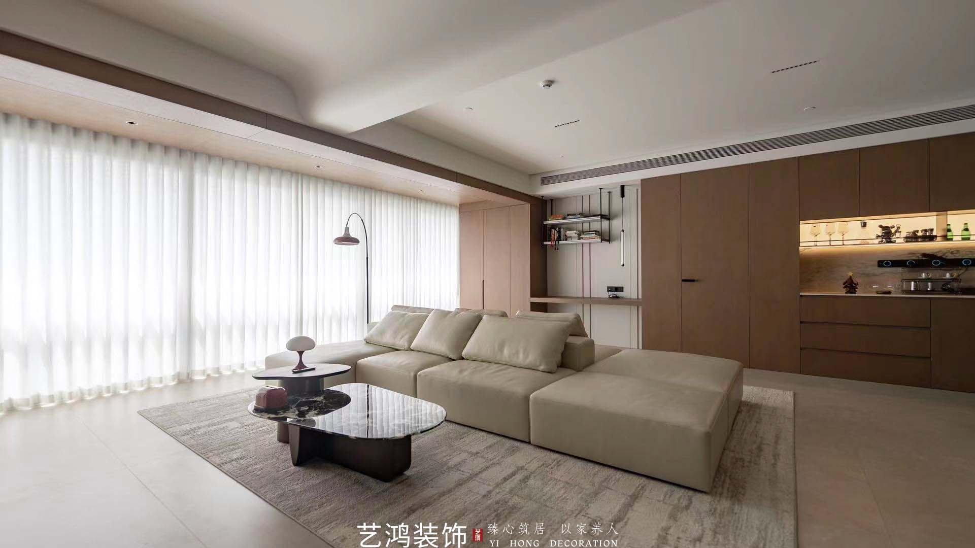 200㎡做出300㎡的尺度感丨意式极简江景大平层(图2)
