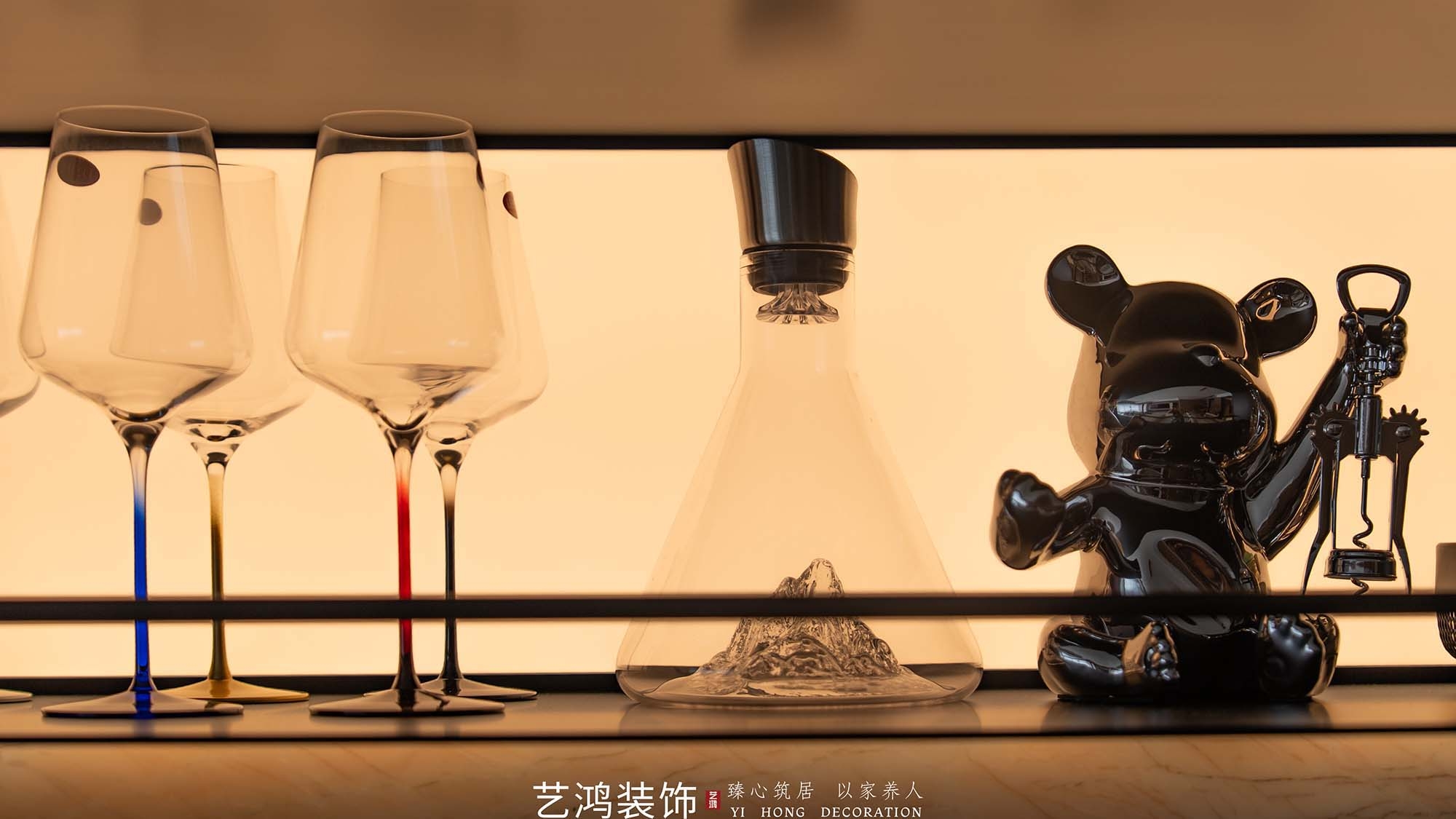 200㎡做出300㎡的尺度感丨意式极简江景大平层(图29)