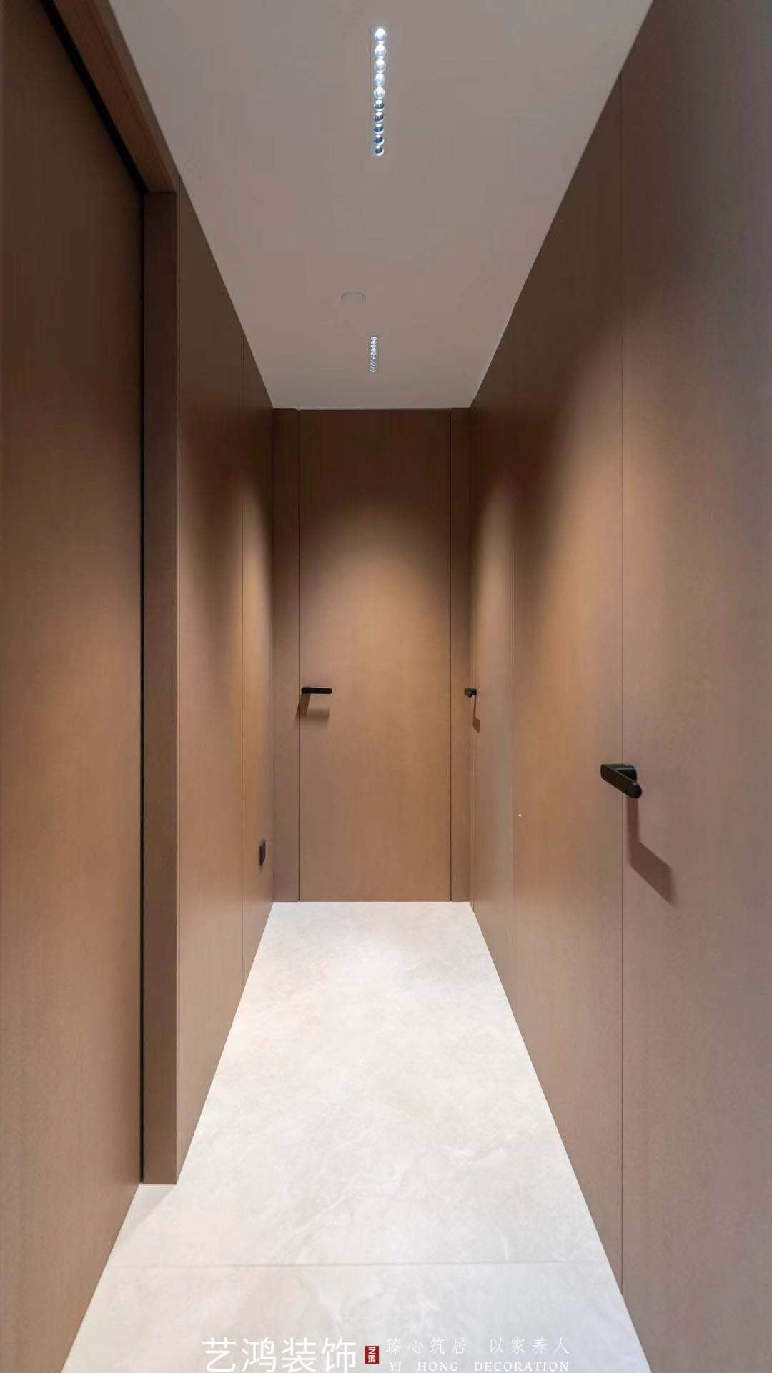200㎡做出300㎡的尺度感丨意式极简江景大平层(图34)